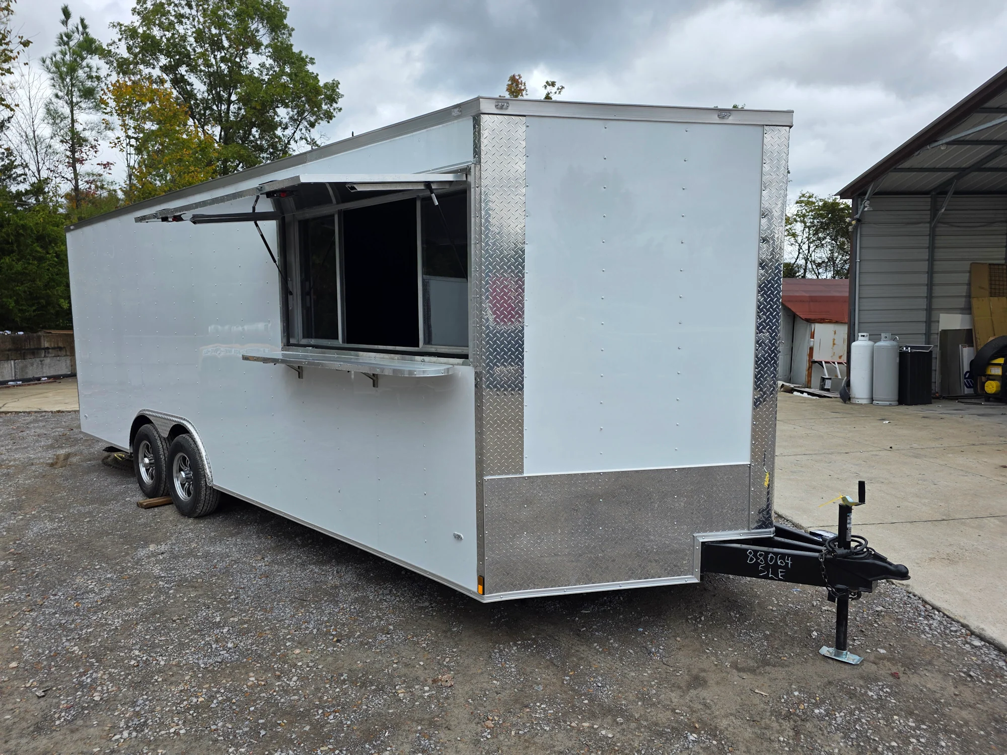 611-8.5-x-22-white-custom-concession-trailer-food-event-catering-13.webp 8.5' X 22' White Custom Concession Trailer Food Event Catering