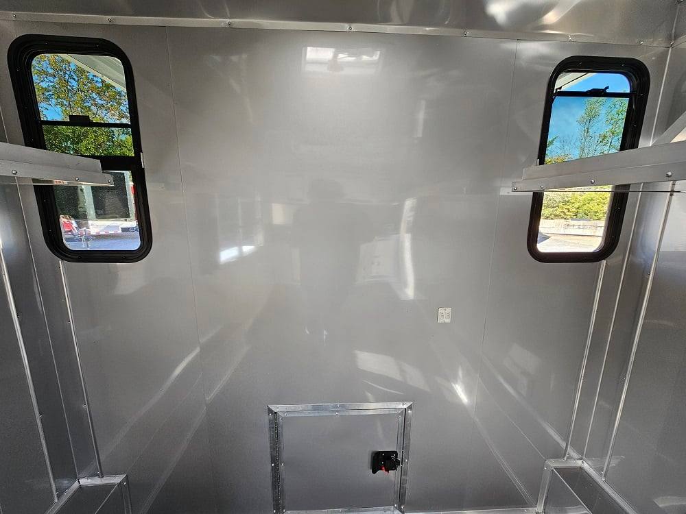 618-8.5-x-23-white-pizza-concession-trailer-vending-26.jpg 8.5' X 23' White Pizza Concession Trailer Vending