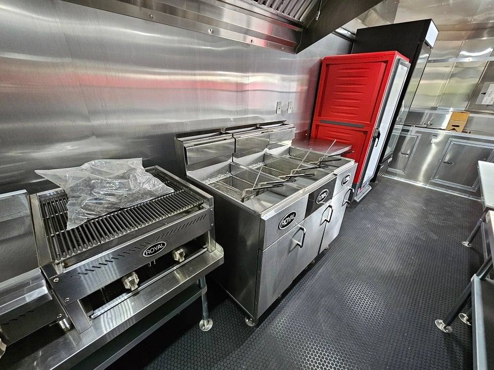 619-8.5-x-24-silver-concession-trailer-food-event-catering-18.jpg 8.5' X 24' Silver Concession Trailer Food Event Catering