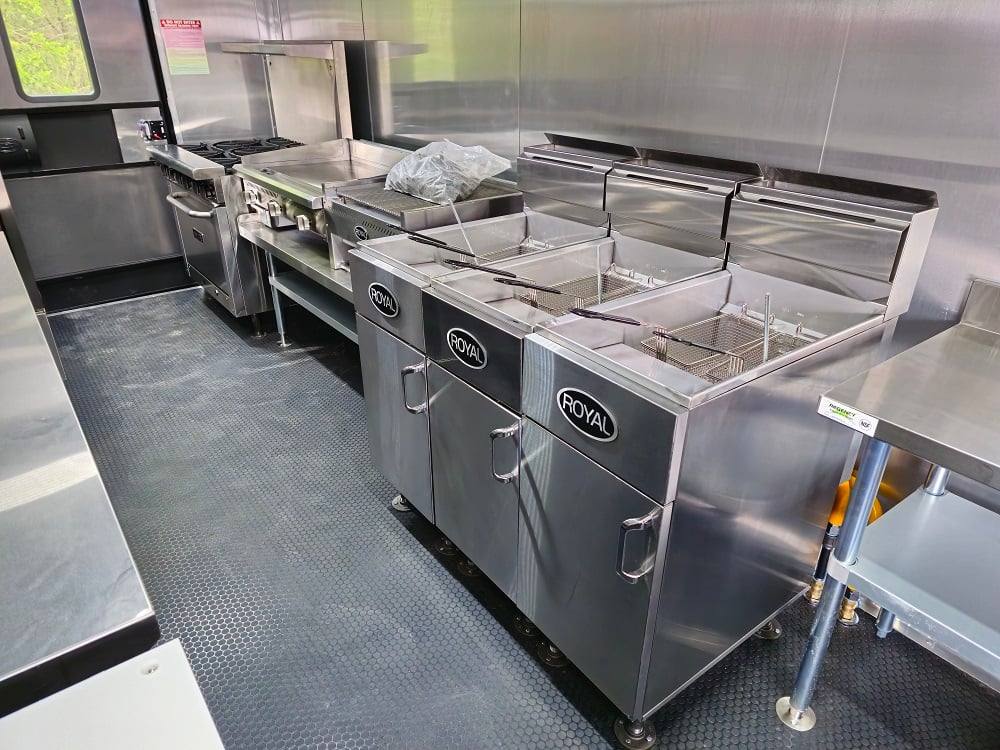 619-8.5-x-24-silver-concession-trailer-food-event-catering-31.jpg 8.5' X 24' Silver Concession Trailer Food Event Catering