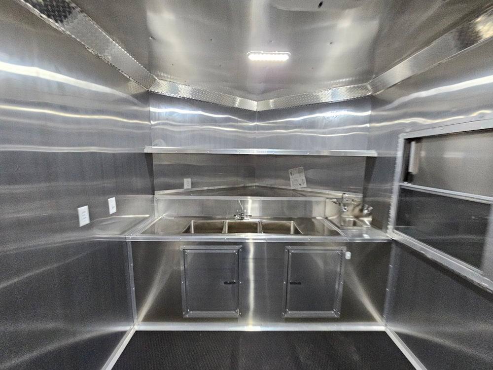 62-8.5-x-14-white-concession-food-event-catering-trailer-15.jpg 8.5' X 14' White Concession Food Event Catering Trailer