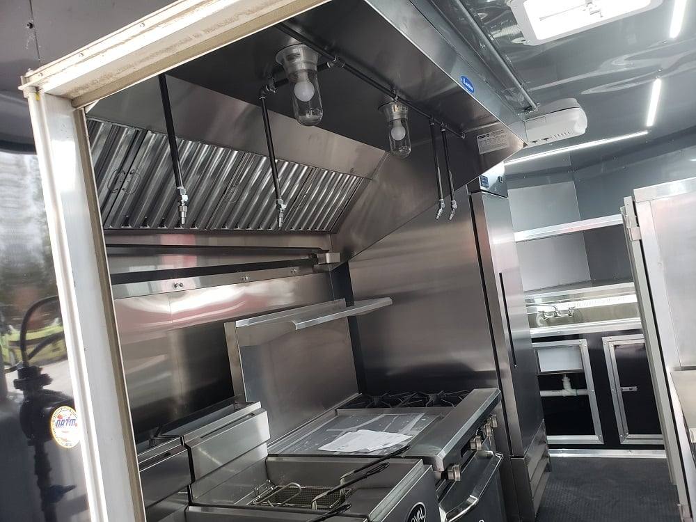 625-8.5-x-24-black-bbq-porch-concession-food-trailer-with-appliances-19.jpg 8.5' x 24' Black BBQ Porch Concession Food Trailer With Appliances