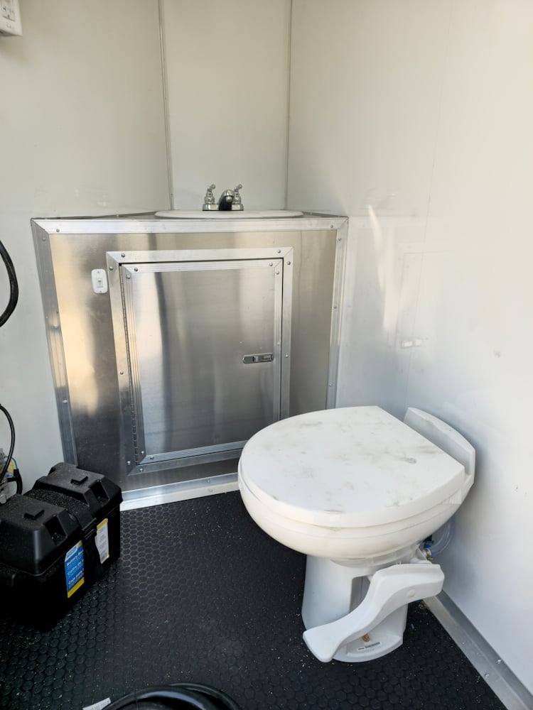 635-8.5-x-24-black-concession-trailer-kettle-corn-event-catering-24.jpg 8.5' X 24' Black Concession Trailer Kettle Corn Event Catering