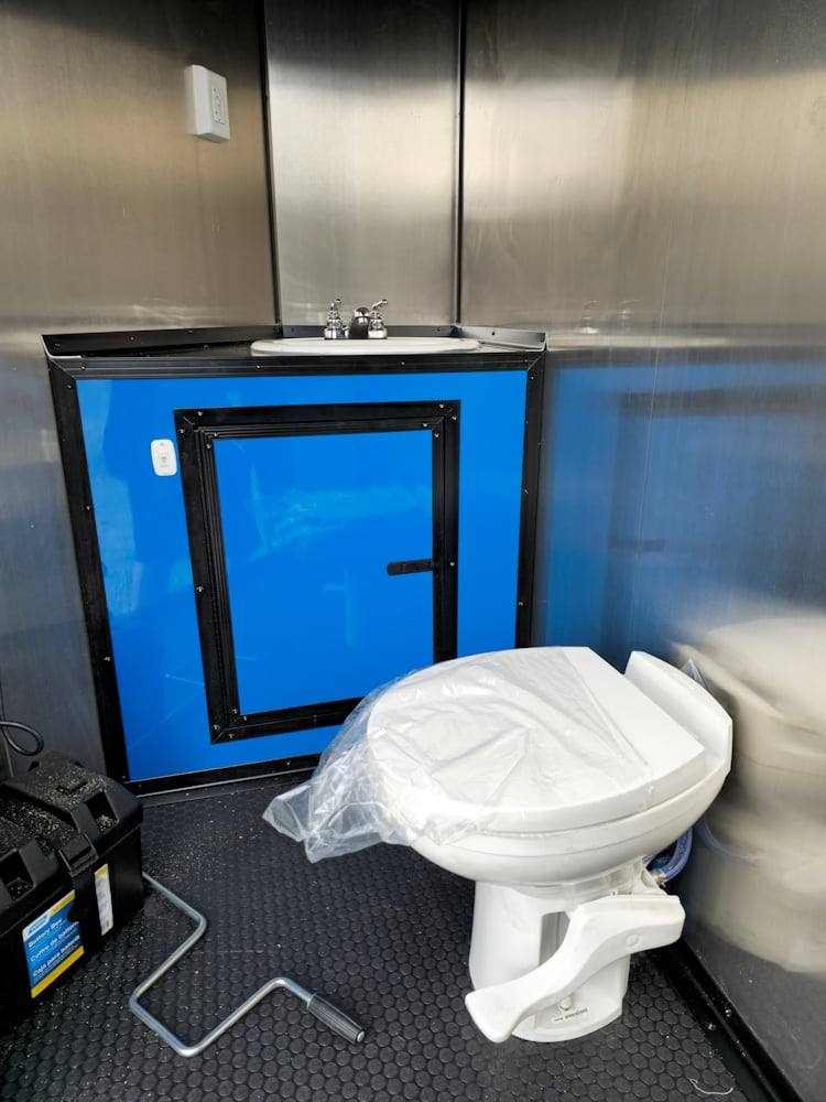 658-8.5-x-24-cobalt-blue-concession-trailer-food-event-catering-12.jpg 8.5' X 24' Cobalt Blue Concession Trailer Food Event Catering