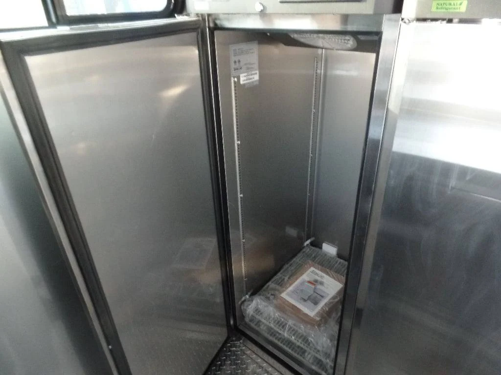 671-8.5-x-24-concession-food-flat-nose-cobalt-blue-trailer-with-appliances-10.webp 8.5' x 24' Concession Food Flat Nose Cobalt Blue Trailer With Appliances