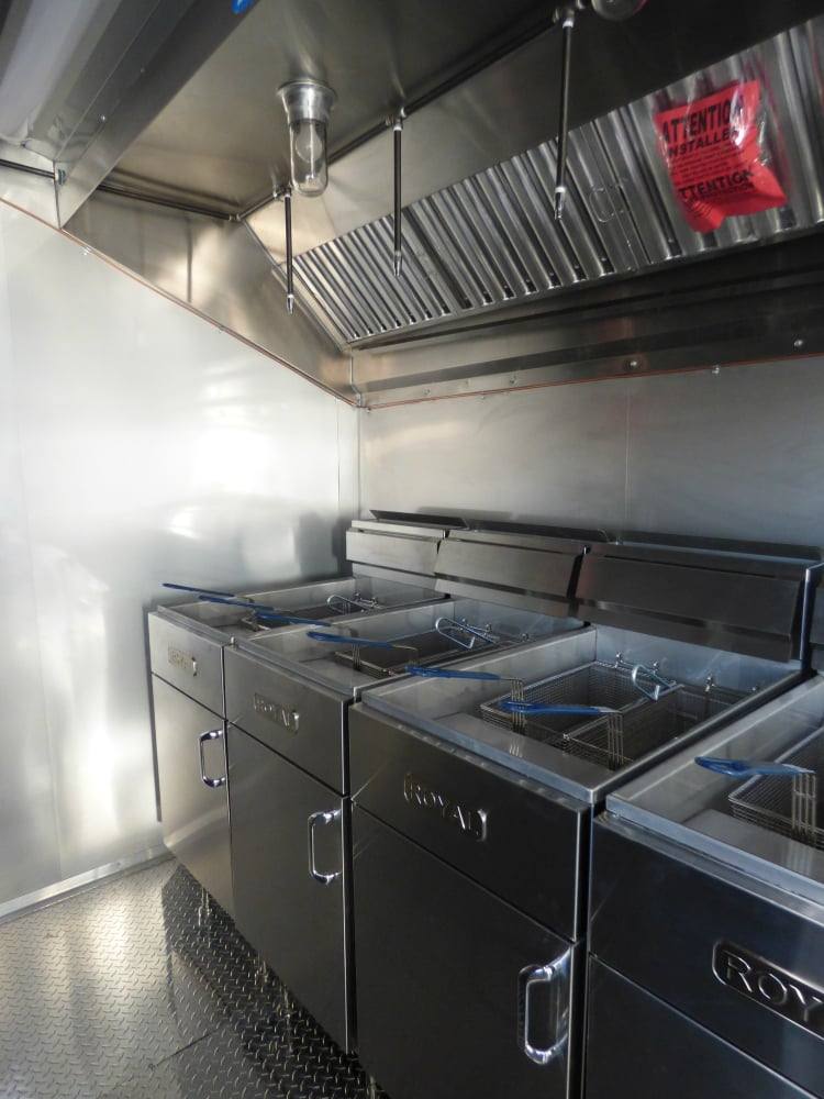 675-8.5-x-24-concession-food-trailer-black-event-catering-25.jpg 8.5' x 24' Concession Food Trailer Black Event Catering