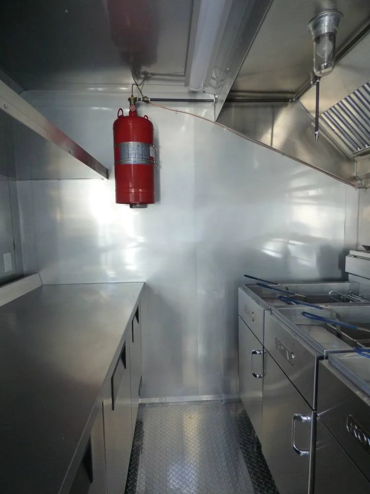 675-8.5-x-24-concession-food-trailer-black-event-catering-5.webp 8.5' x 24' Concession Food Trailer Black Event Catering