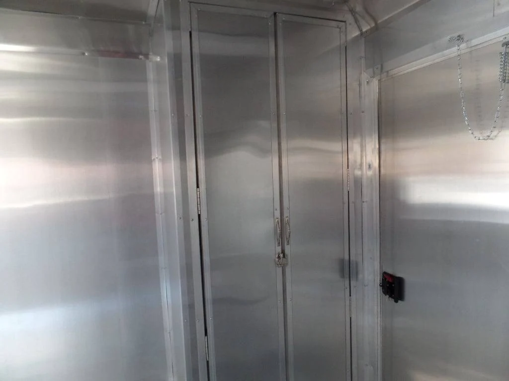 695-8.5-x-24-concession-food-vending-trailer-26.webp 8.5' x 24' Concession Food Vending Trailer