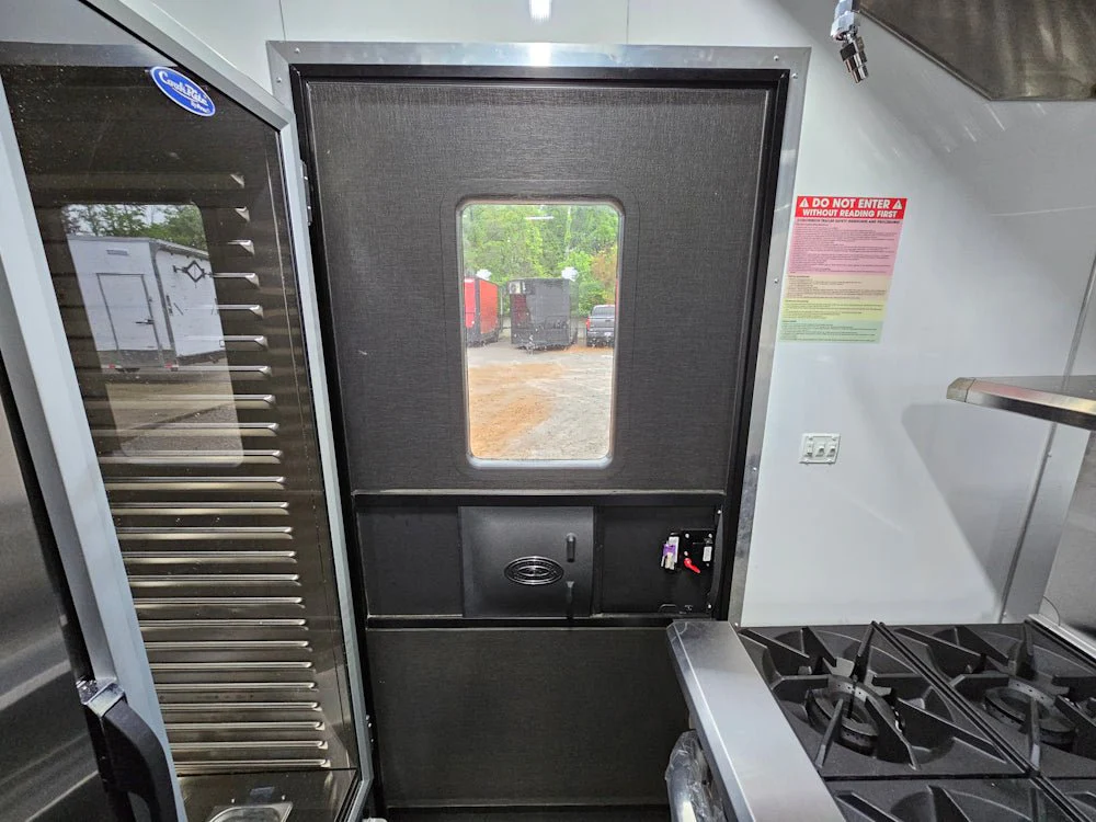 70-8.5-x-14-wood-grain-concession-trailer-food-event-catering-27.webp 8.5' X 14' Wood Grain Concession Trailer Food Event Catering