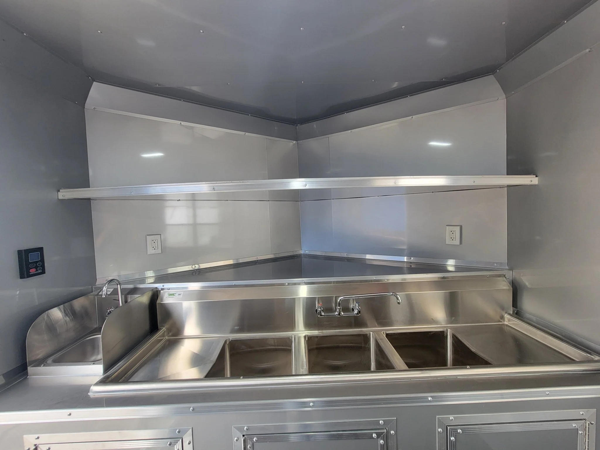 709-8.5-x-24-concession-trailer-victory-red-bbq-event-catering-with-12-railed-porch-16.webp 8.5' X 24' Concession Trailer Victory Red BBQ Event Catering With 12' Railed Porch