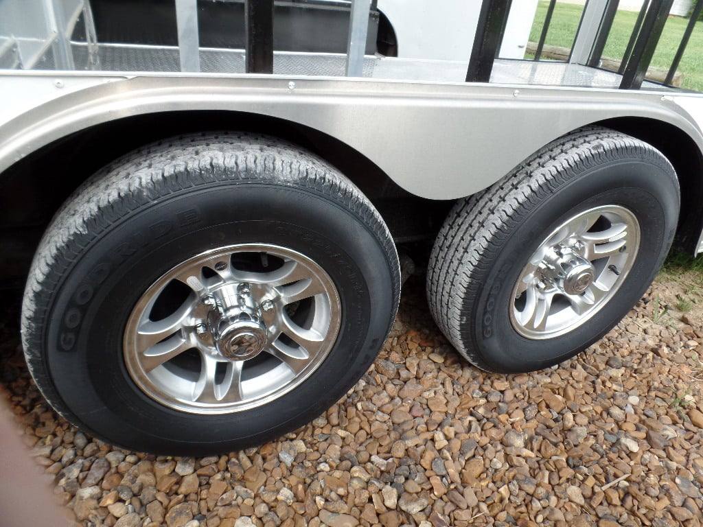 712-8.5-x-24-concession-trailer-white-bbq-food-event-catering-11.jpg 8.5' x 24' Concession Trailer White BBQ Food Event Catering