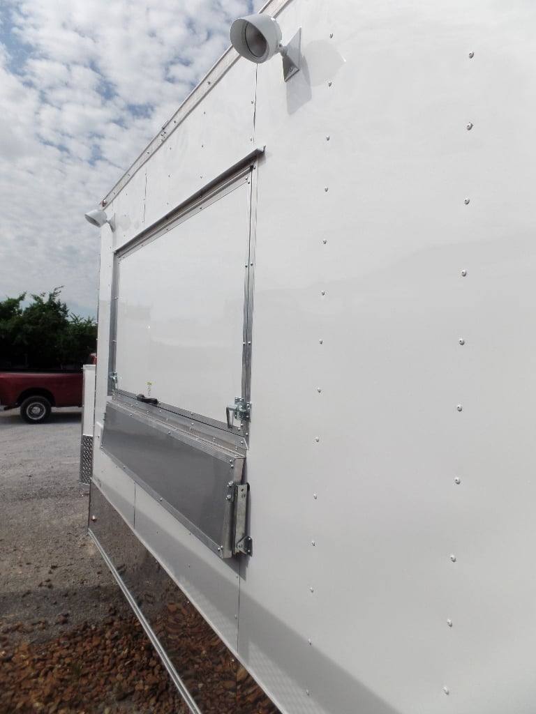 712-8.5-x-24-concession-trailer-white-bbq-food-event-catering-3.jpg 8.5' x 24' Concession Trailer White BBQ Food Event Catering
