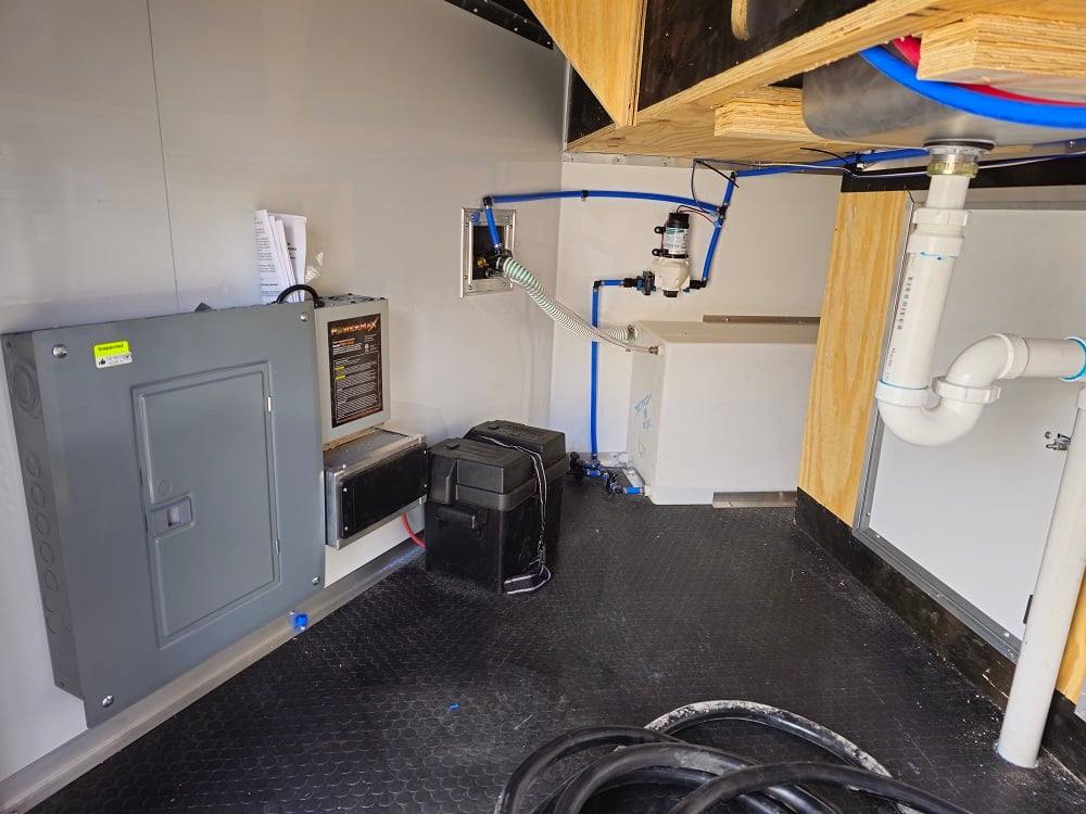 715-8.5-x-24-custom-box-office-enclosed-trailer-23.jpg 8.5' X 24' Custom Box Office Enclosed Trailer