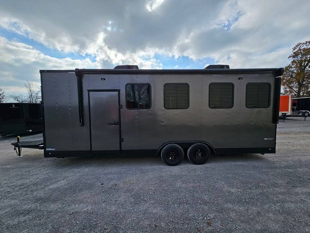 717-8.5-x-24-custom-enclosed-dressing-room-trailer-7.jpg 8.5' X 24' Custom Enclosed Dressing Room Trailer