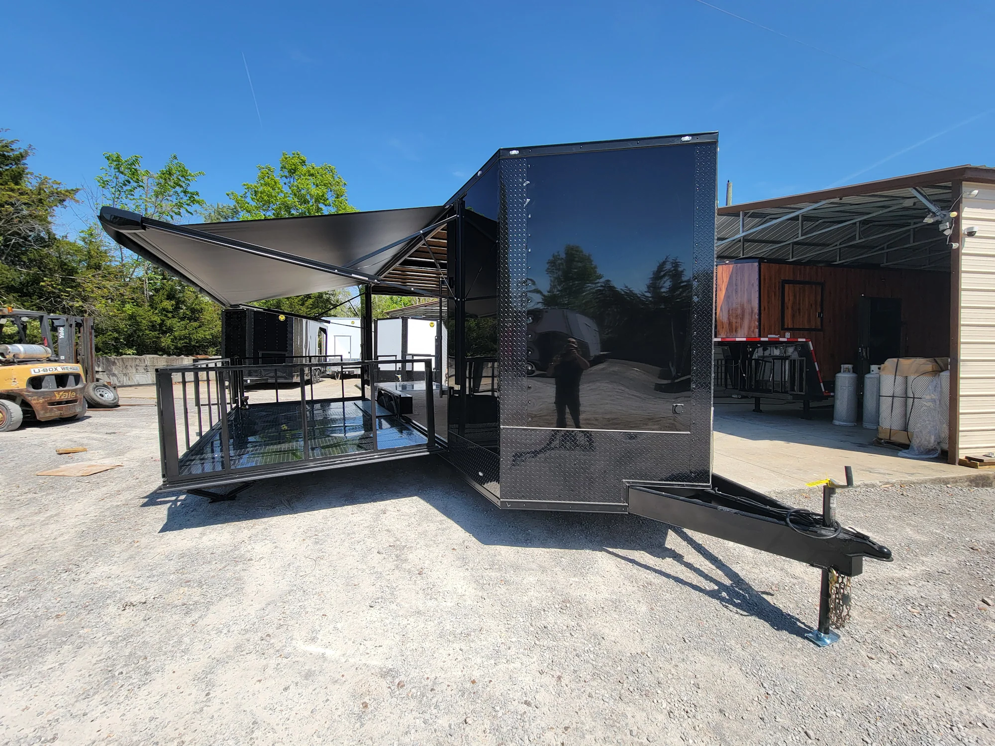 718-8.5-x-24-custom-enclosed-stage-trailer-black-with-black-out-trim-and-awning-9.webp 8.5' X 24' Custom Enclosed Stage Trailer Black With Black Out Trim and Awning