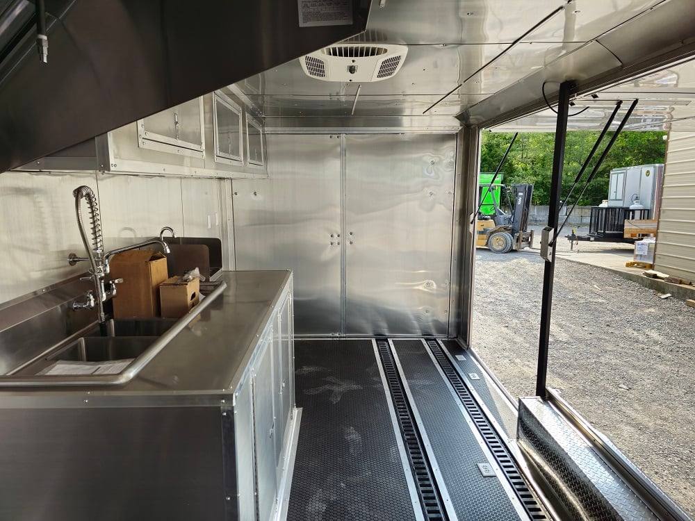 721-8.5-x-24-flat-nose-concession-trailer-food-event-catering-31.jpg 8.5' X 24' Flat Nose Concession Trailer Food Event Catering