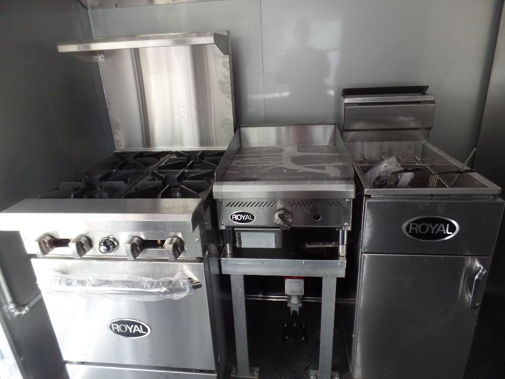 73-8.5-x-16-black-bbq-porch-concession-food-trailer-with-appliances-26.jpg 8.5' x 16' Black BBQ Porch Concession Food Trailer With Appliances