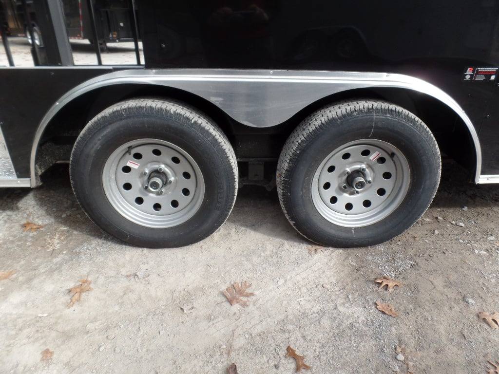 73-8.5-x-16-black-bbq-porch-concession-food-trailer-with-appliances-3.jpg 8.5' x 16' Black BBQ Porch Concession Food Trailer With Appliances