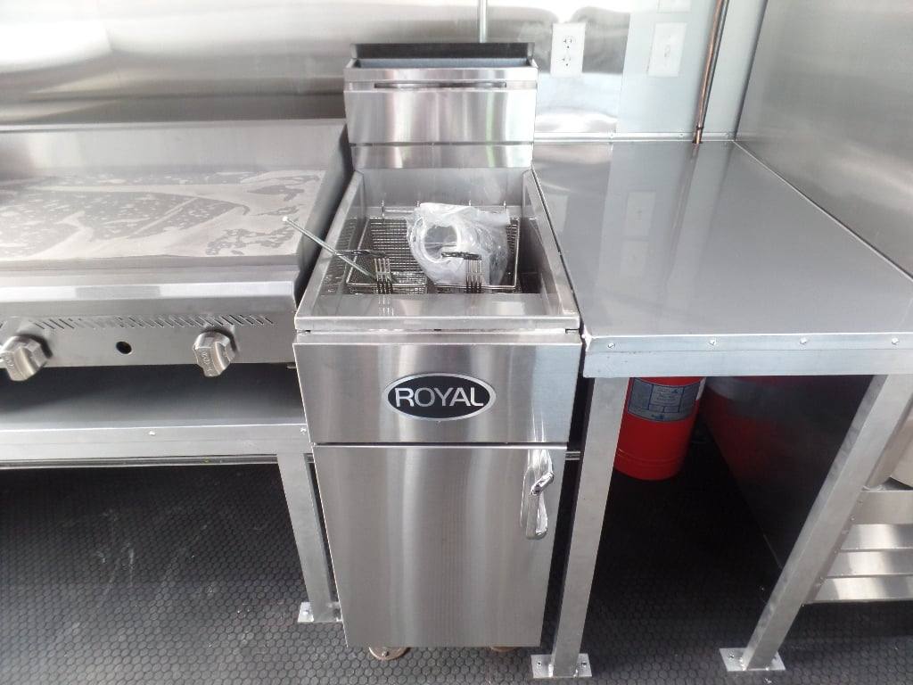 749-8.5-x-24-white-concession-food-catering-trailer-with-appliances-10.jpg 8.5' x 24' White Concession Food Catering Trailer With Appliances
