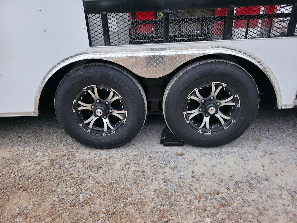 758-8.5-x-24-white-concession-trailer-and-toy-hauler-with-11-ft-bbq-porch-5.jpg 8.5' X 24' White Concession Trailer and Toy Hauler With 11 ft BBQ Porch