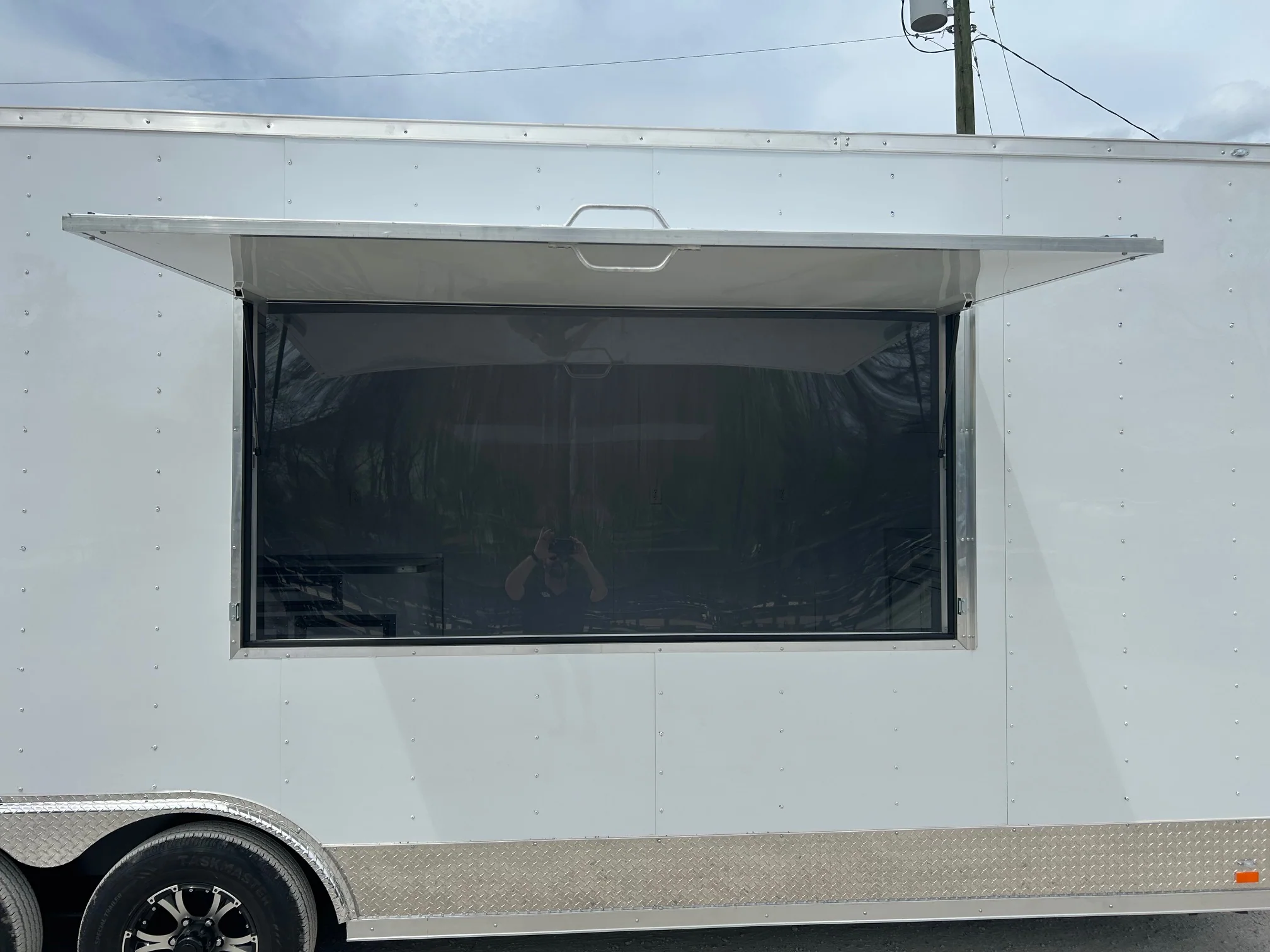 759-8.5-x-24-white-custom-office-and-marketing-concession-trailer-11.webp 8.5' X 24' White Custom Office and Marketing Concession Trailer