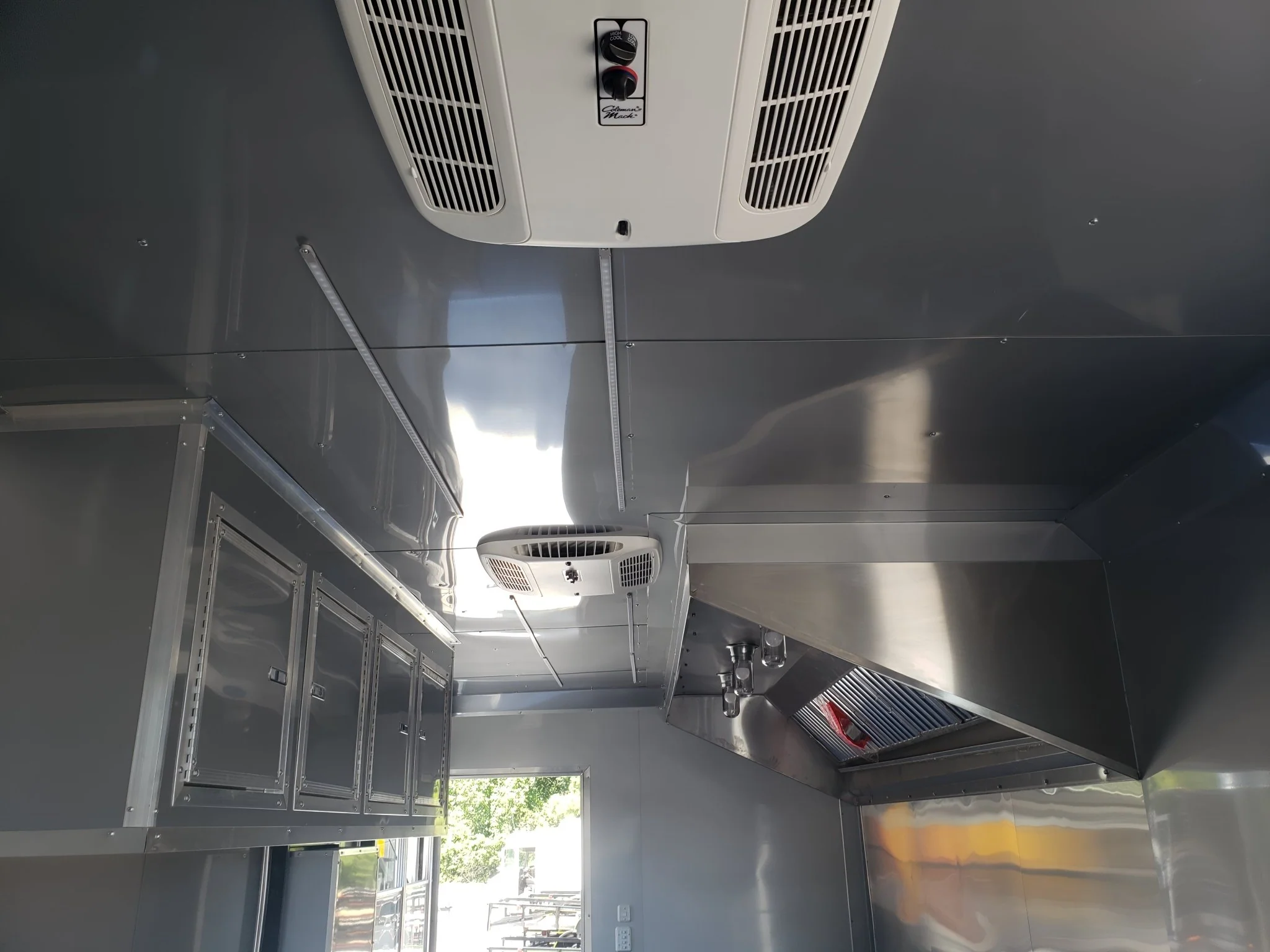 764-8.5-x-24-white-food-concession-trailer-21.webp 8.5' x 24' White Food Concession Trailer