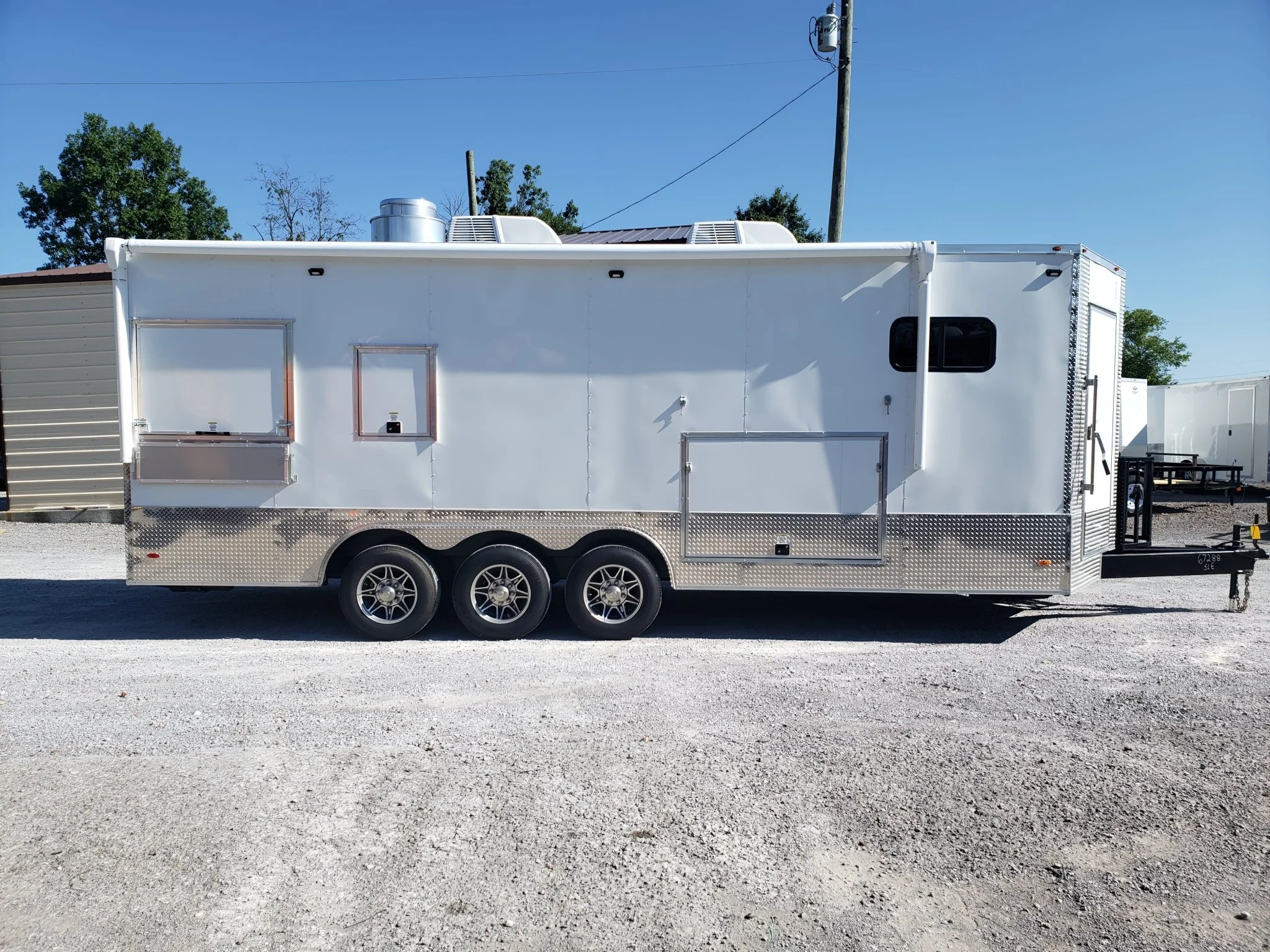 764-8.5-x-24-white-food-concession-trailer-3.webp 8.5' x 24' White Food Concession Trailer