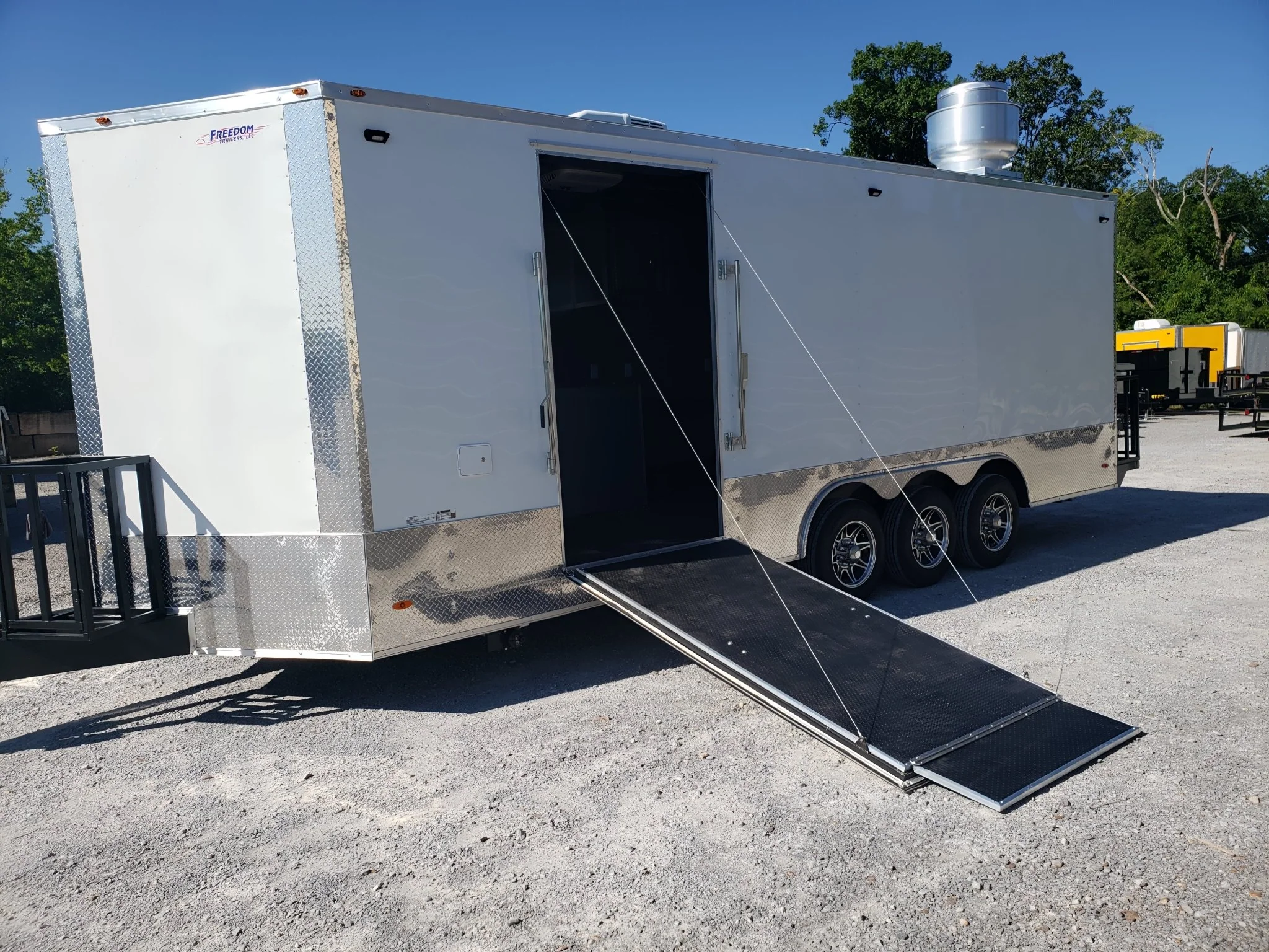 764-8.5-x-24-white-food-concession-trailer-9.webp 8.5' x 24' White Food Concession Trailer