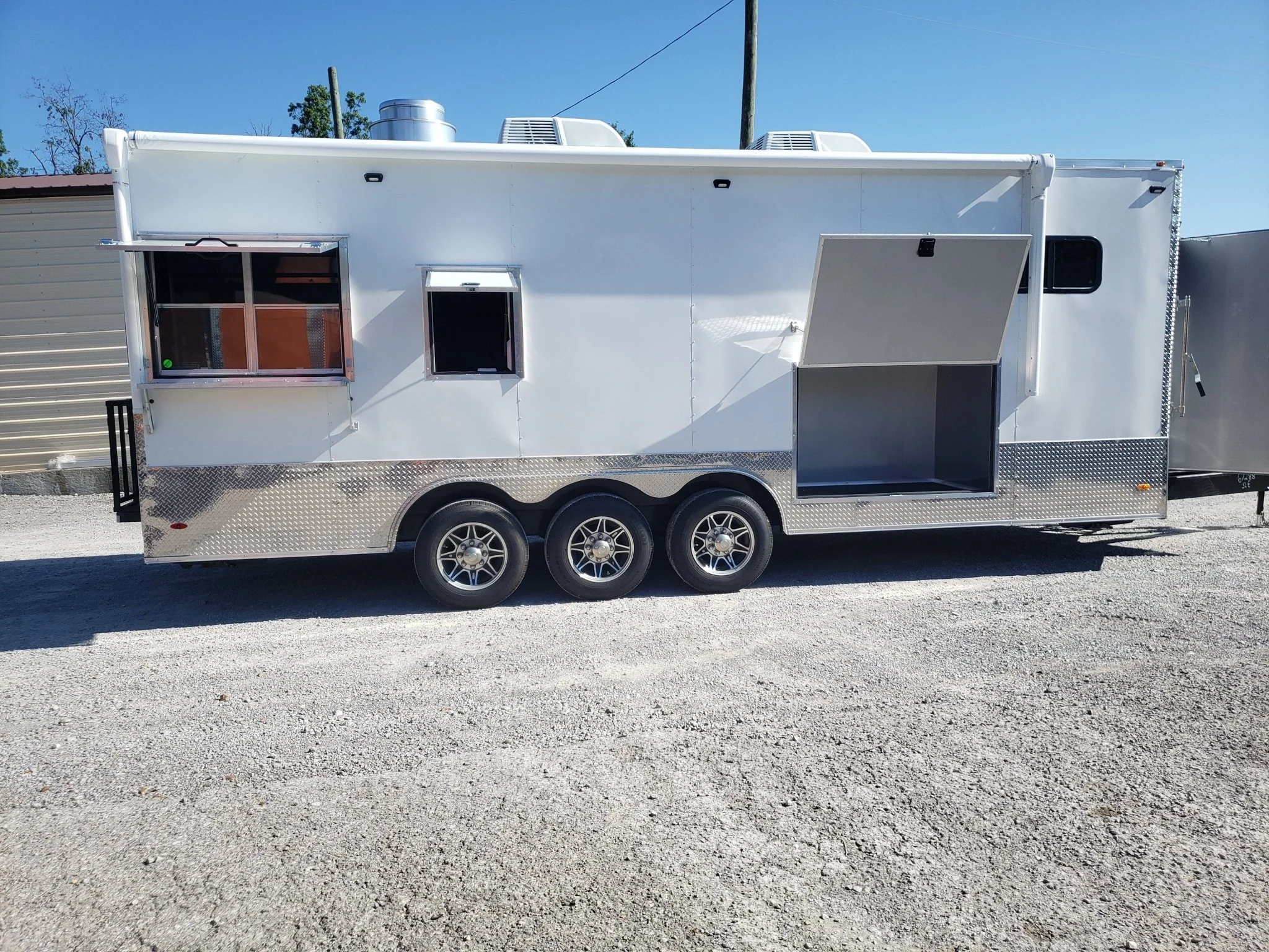 765-8.5-x-24-white-food-vending-concession-trailer-with-appliances-2.webp 8.5' x 24' White Food Vending Concession Trailer With Appliances