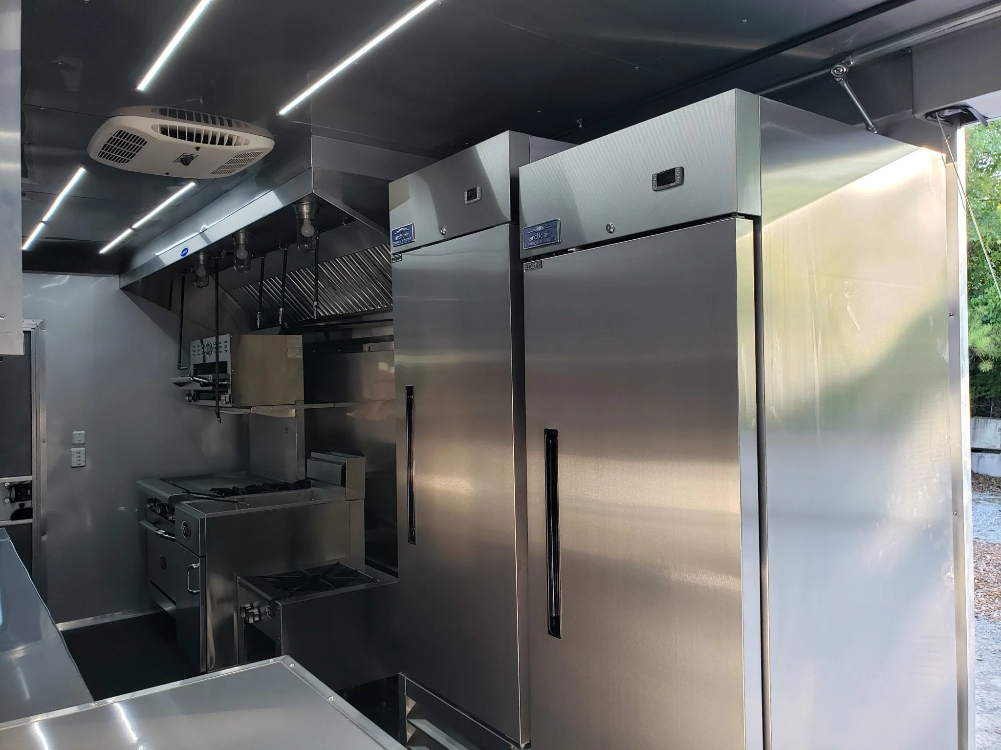 765-8.5-x-24-white-food-vending-concession-trailer-with-appliances-20.webp 8.5' x 24' White Food Vending Concession Trailer With Appliances