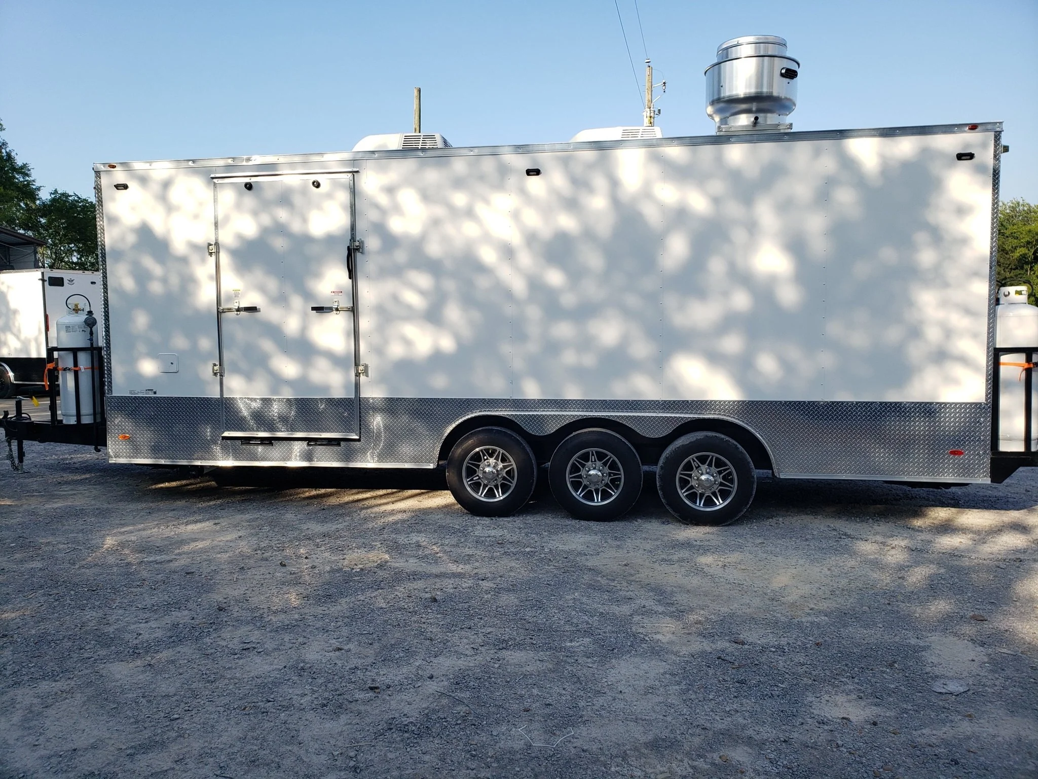 765-8.5-x-24-white-food-vending-concession-trailer-with-appliances-27.webp 8.5' x 24' White Food Vending Concession Trailer With Appliances