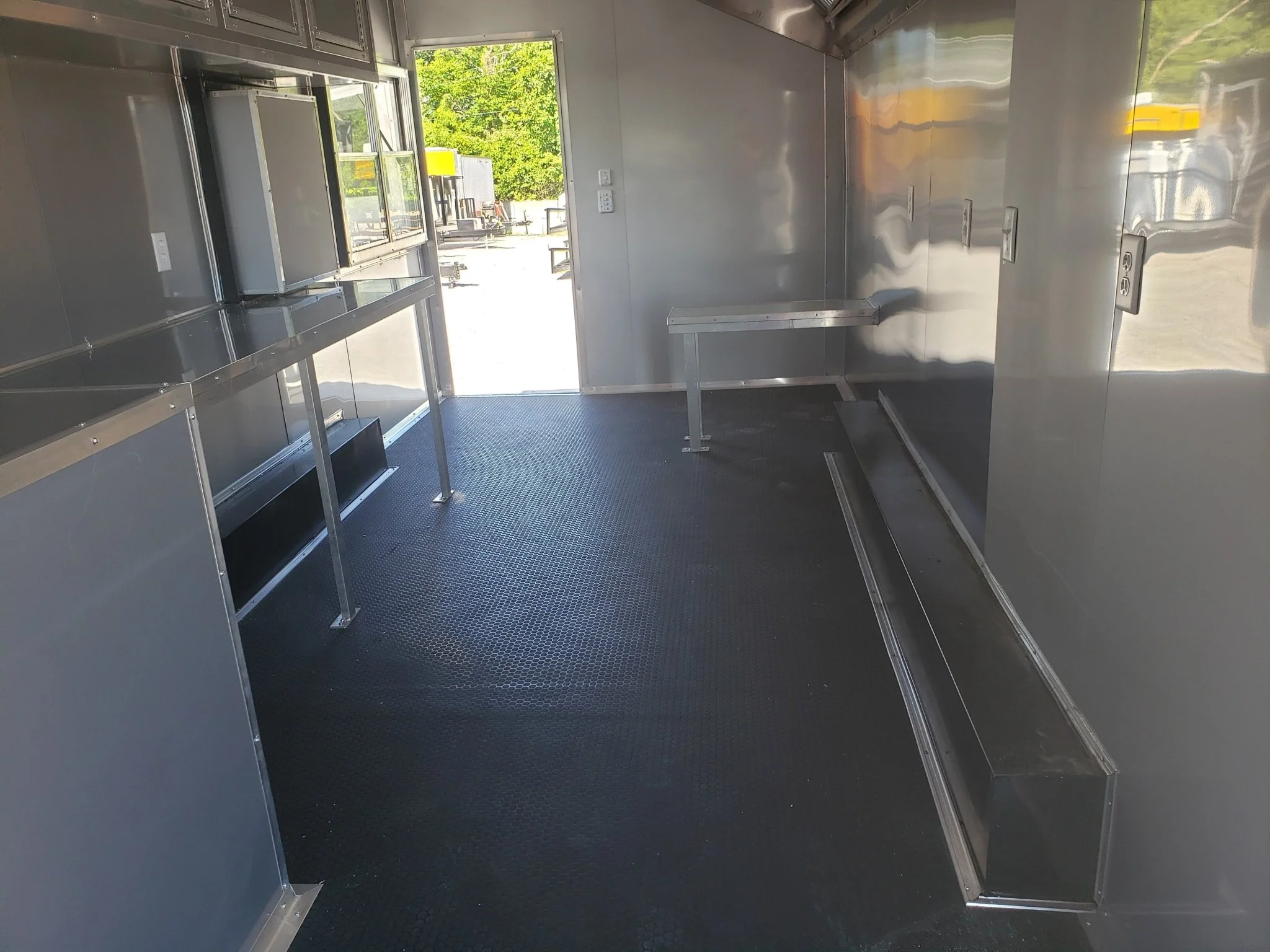 765-8.5-x-24-white-food-vending-concession-trailer-with-appliances-44.webp 8.5' x 24' White Food Vending Concession Trailer With Appliances