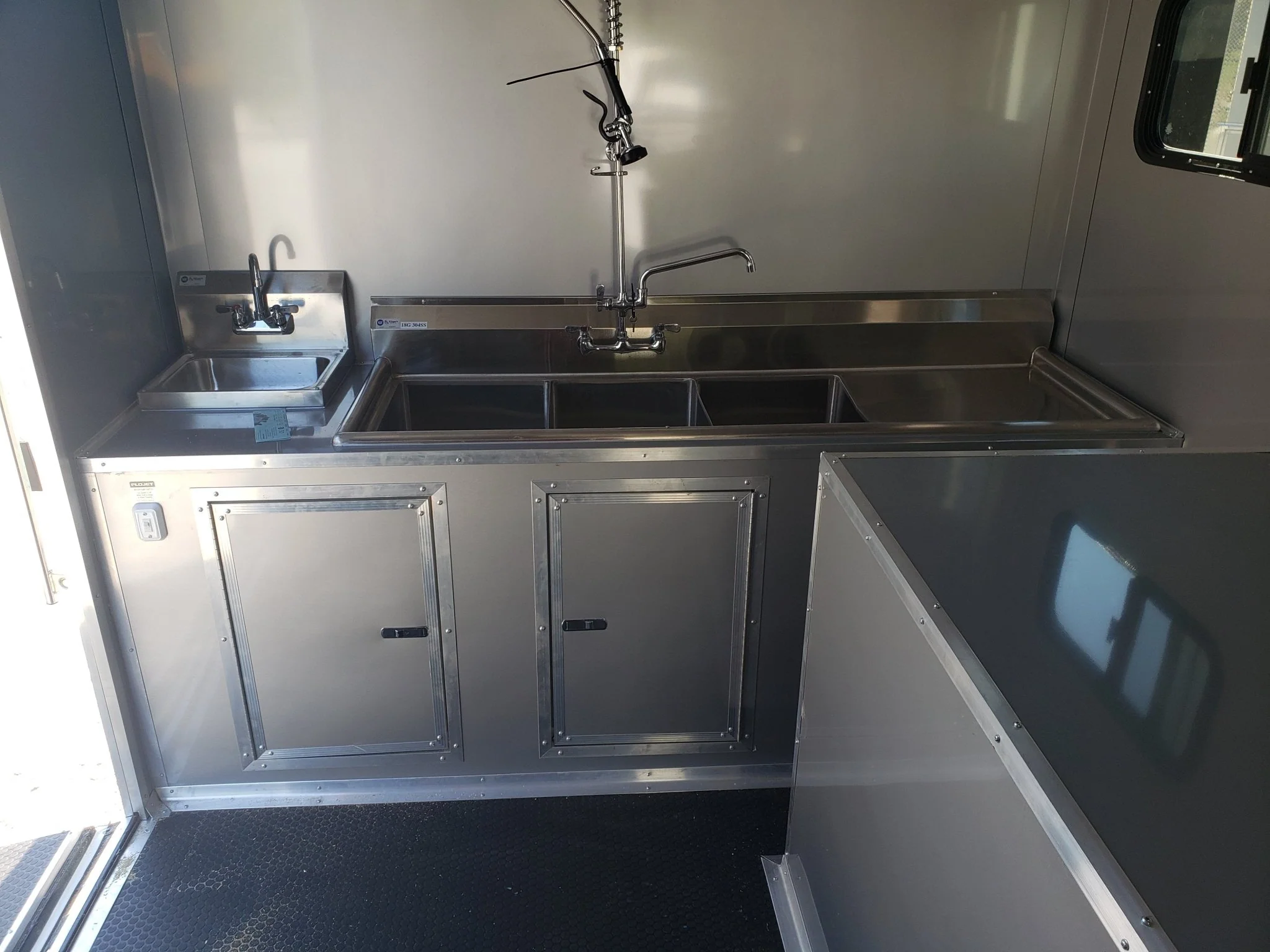 765-8.5-x-24-white-food-vending-concession-trailer-with-appliances-48.webp 8.5' x 24' White Food Vending Concession Trailer With Appliances