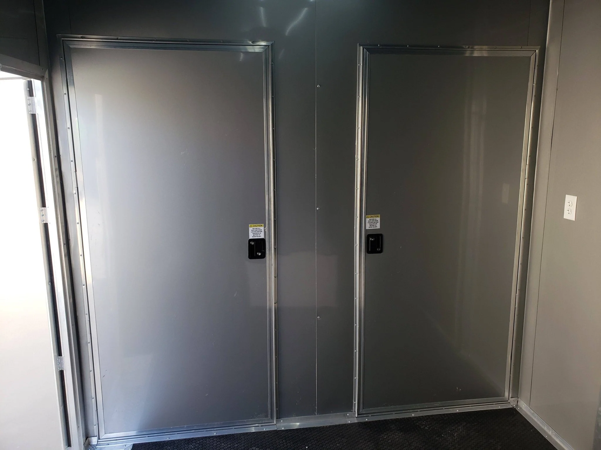 770-8.5-x-24-white-stage-trailer-11.webp 8.5' x 24' White Stage Trailer