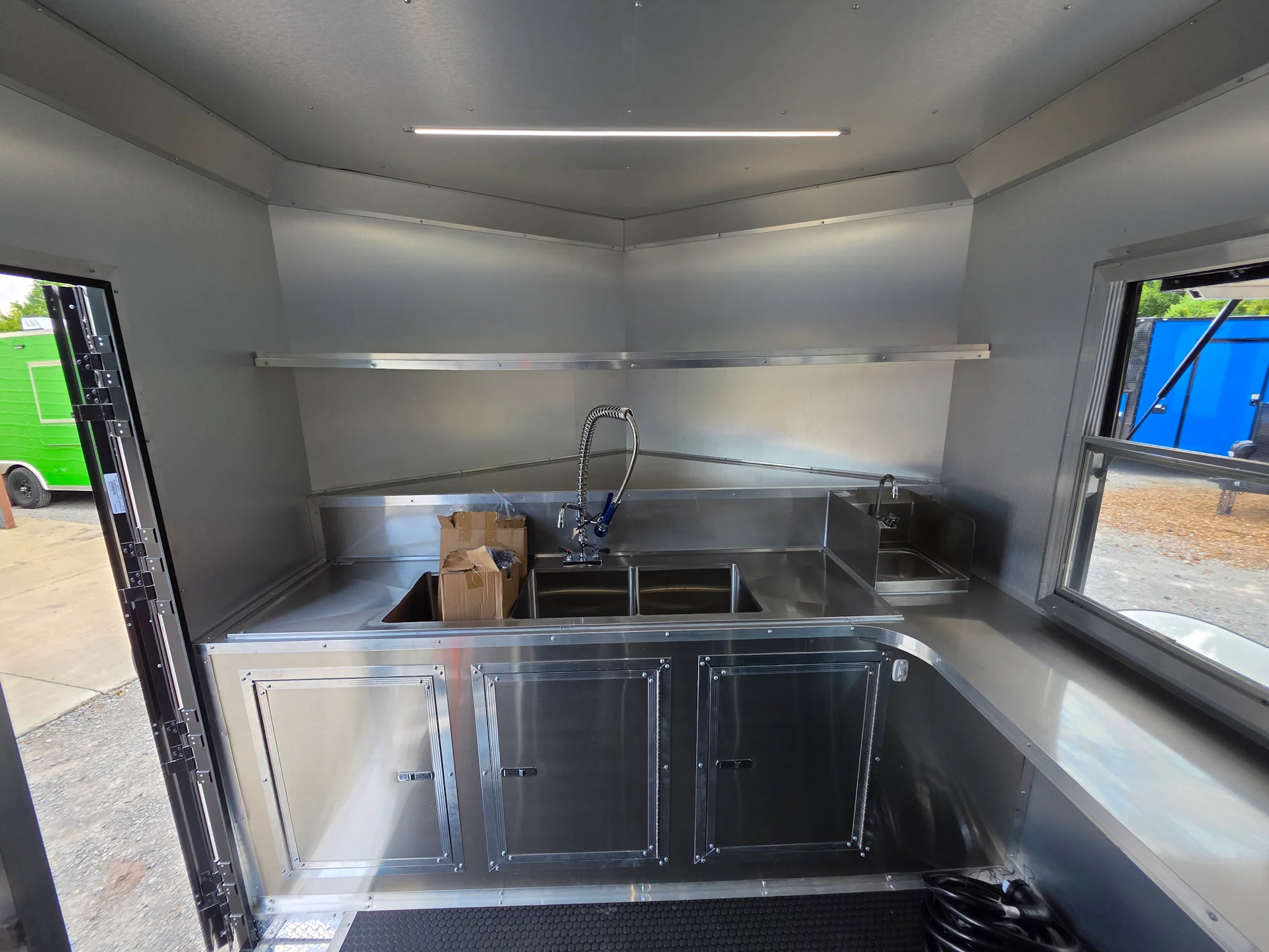772-8.5-x-24-white-with-black-out-concession-trailer-with-6ft-porch-19.webp 8.5' X 24' White With Black Out Concession Trailer With 6ft Porch
