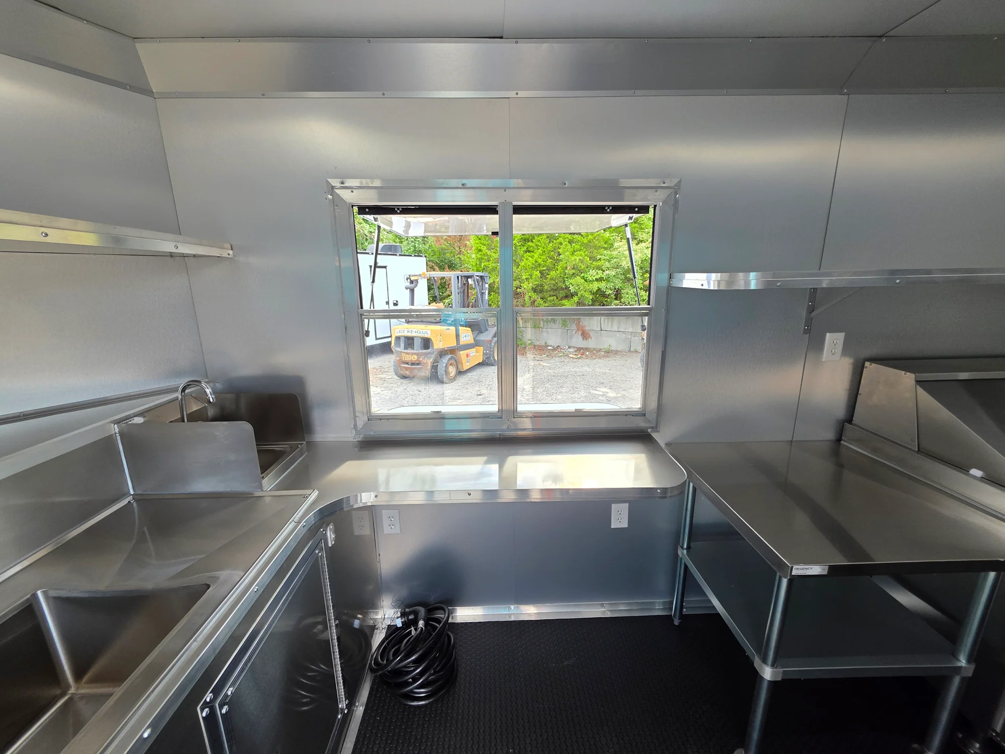 772-8.5-x-24-white-with-black-out-concession-trailer-with-6ft-porch-20.webp 8.5' X 24' White With Black Out Concession Trailer With 6ft Porch