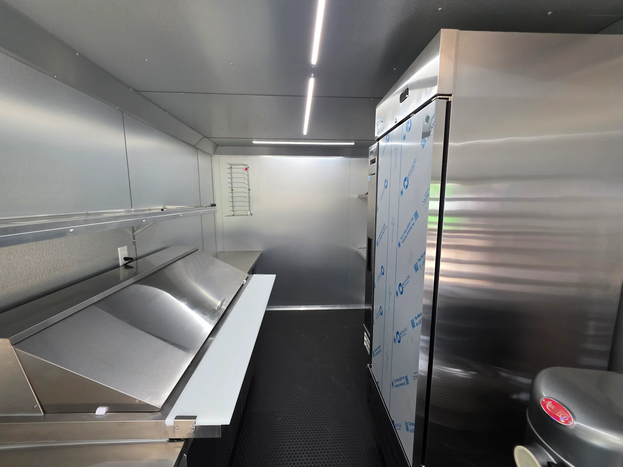 772-8.5-x-24-white-with-black-out-concession-trailer-with-6ft-porch-22.webp 8.5' X 24' White With Black Out Concession Trailer With 6ft Porch