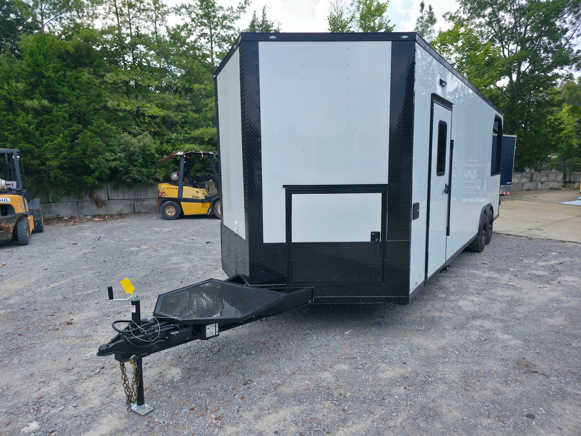 772-8.5-x-24-white-with-black-out-concession-trailer-with-6ft-porch-3.jpg 8.5' X 24' White With Black Out Concession Trailer With 6ft Porch