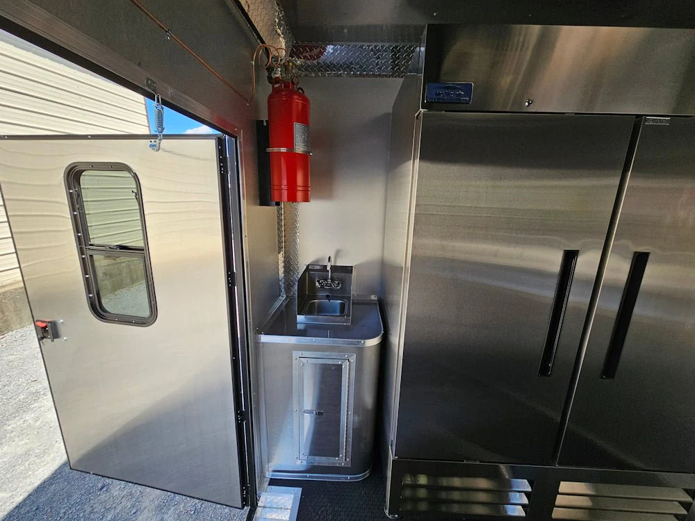 773-8.5-x-24-white-with-blackout-all-electric-food-trailer-event-catering-18.webp 8.5' X 24' White With Blackout All Electric Food Trailer Event Catering