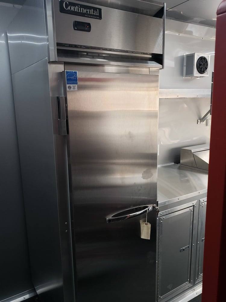 778-8.5-x-25-black-bbq-porch-style-concession-food-trailer-with-appliances-40.jpg 8.5' x 25' Black BBQ Porch Style Concession Food Trailer With Appliances