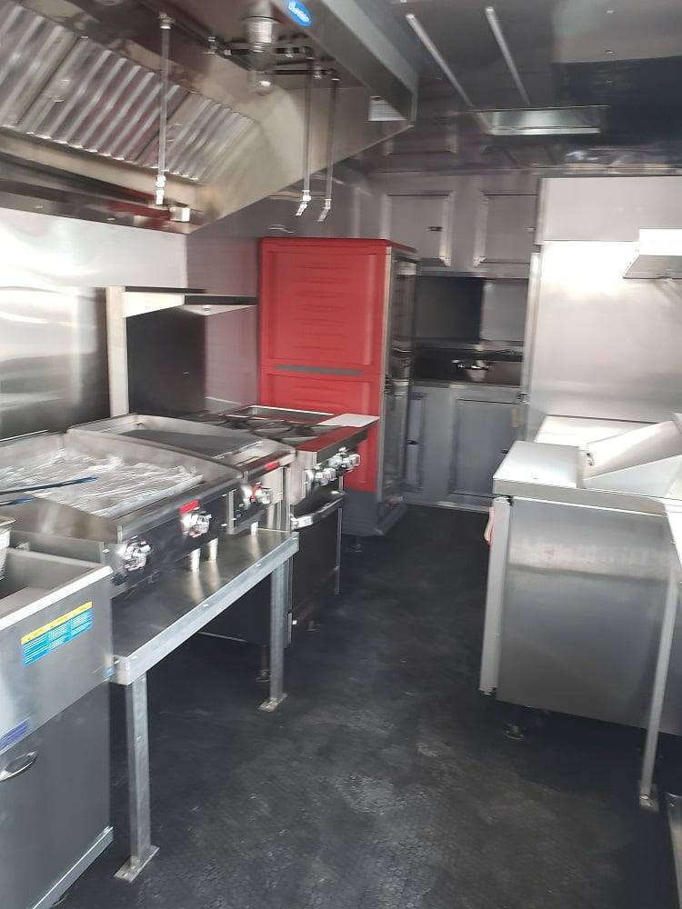778-8.5-x-25-black-bbq-porch-style-concession-food-trailer-with-appliances-43.jpg 8.5' x 25' Black BBQ Porch Style Concession Food Trailer With Appliances