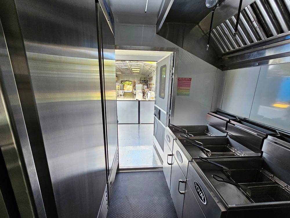 784-8.5-x-26-lime-green-concession-trailer-bbq-food-event-27.jpg 8.5' X 26' Lime Green Concession Trailer BBQ Food Event