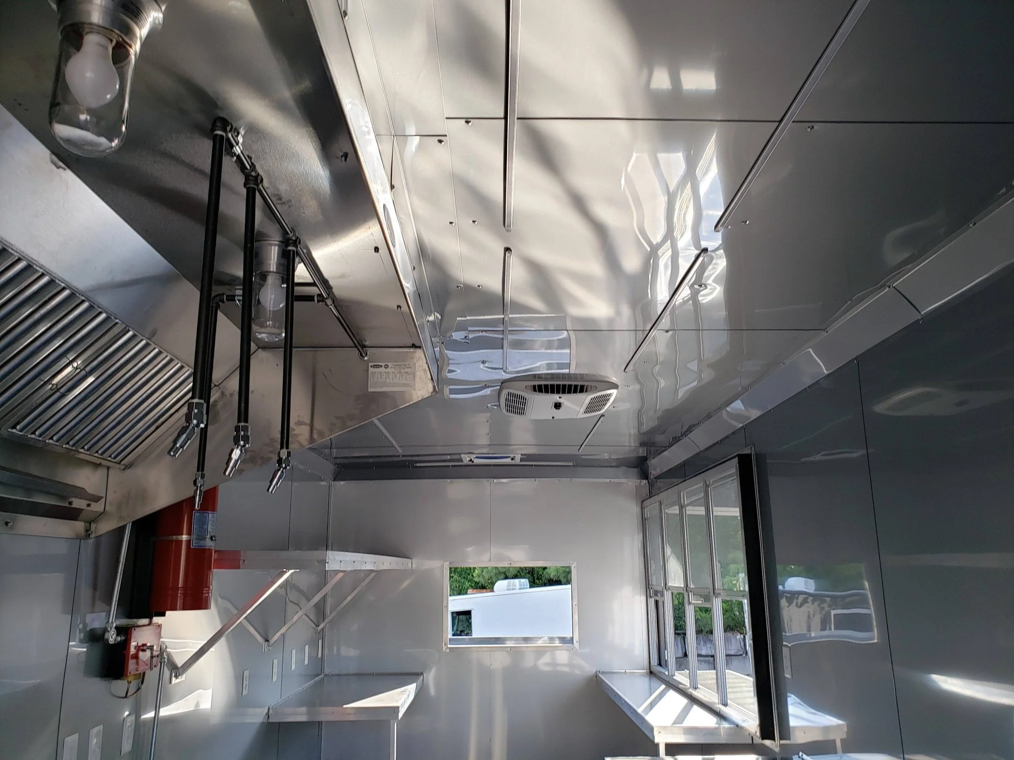 789-8.5-x-26-black-pizza-concession-food-trailer-17.webp 8.5' x 26' Black Pizza Concession Food Trailer