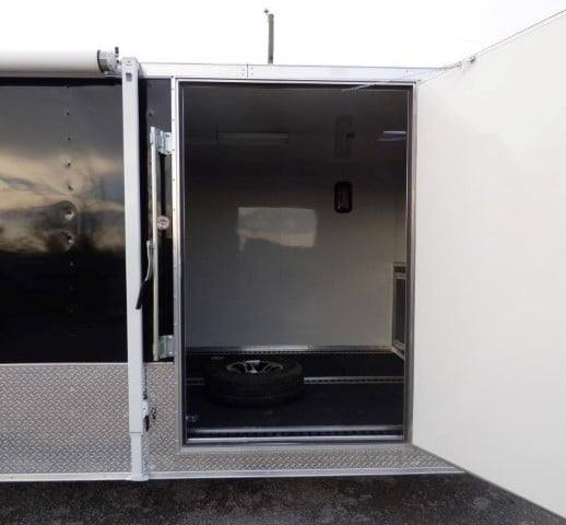 809-8.5-x-26-custom-enclosed-trailer-black-12.jpg 8.5' X 26' Custom Enclosed Trailer Black