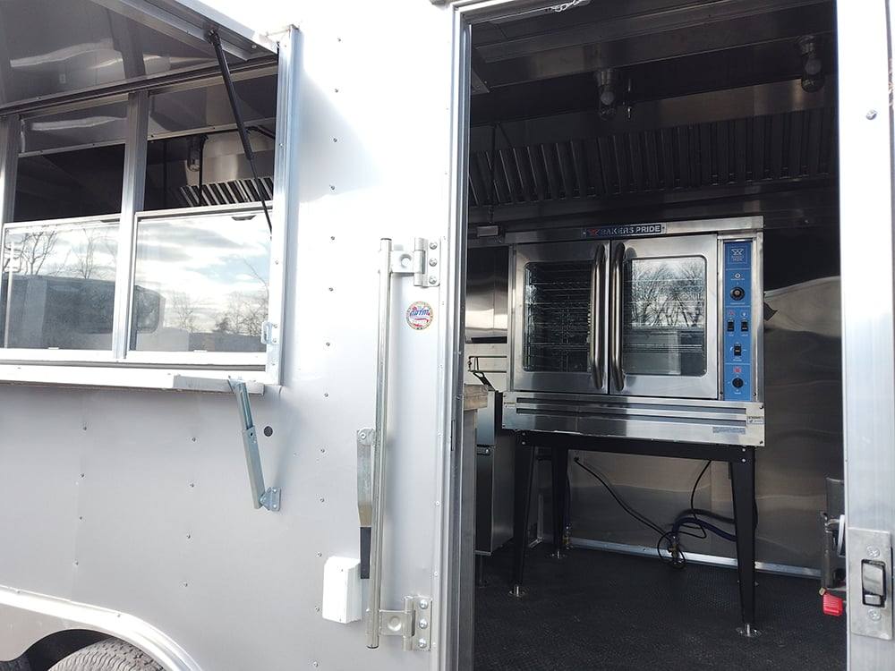 820-8.5-x-26-silver-frost-concession-food-trailer-with-appliances-7.jpg 8.5' x 26' Silver Frost Concession Food Trailer with Appliances