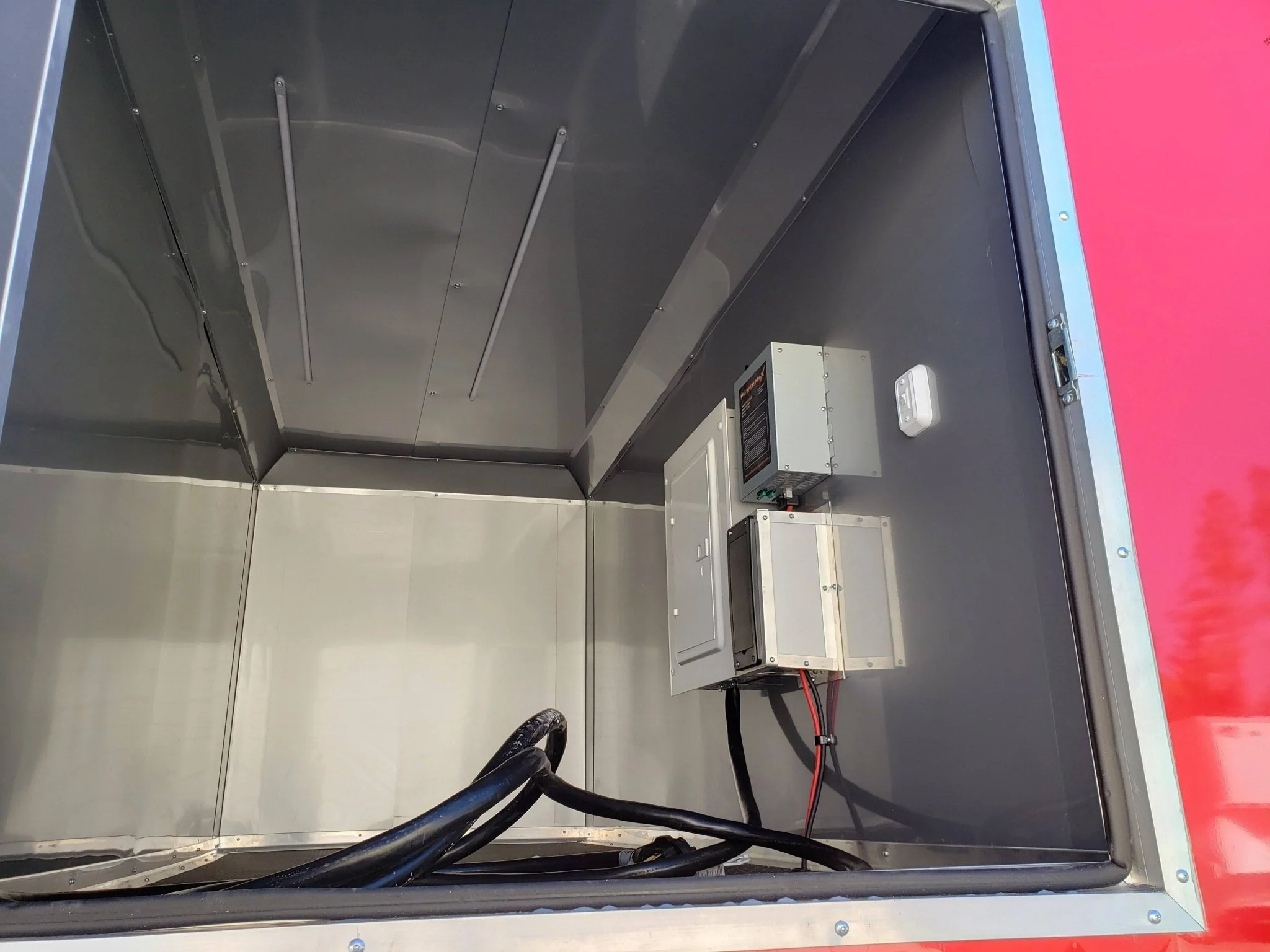 828-8.5-x-27-victory-red-gooseneck-concession-food-trailer-4.webp 8.5' x 27' Victory Red Gooseneck Concession Food Trailer