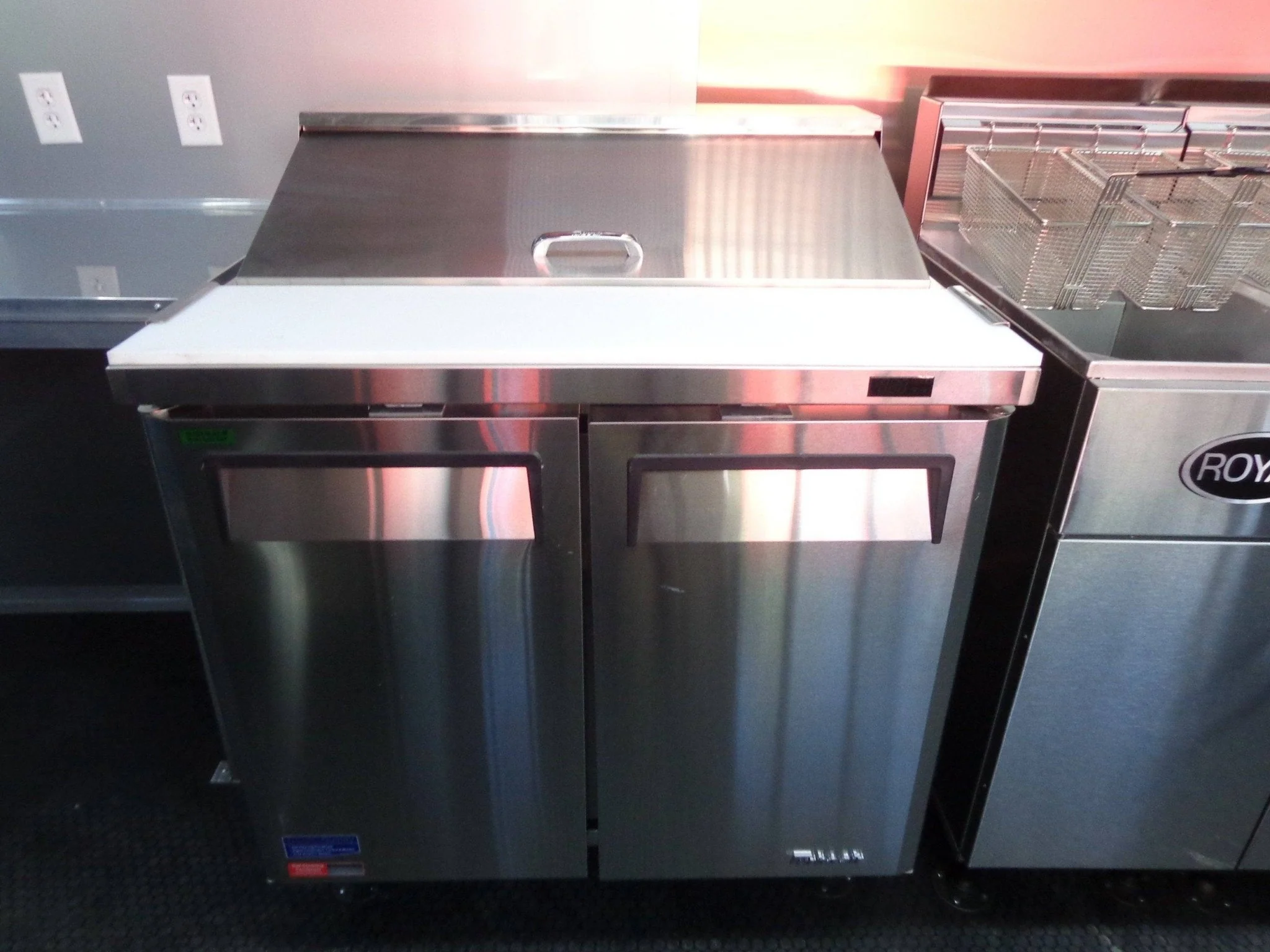 830-8.5-x-27-white-concession-food-trailer-with-appliances-21.webp 8.5' x 27' White Concession Food Trailer With Appliances