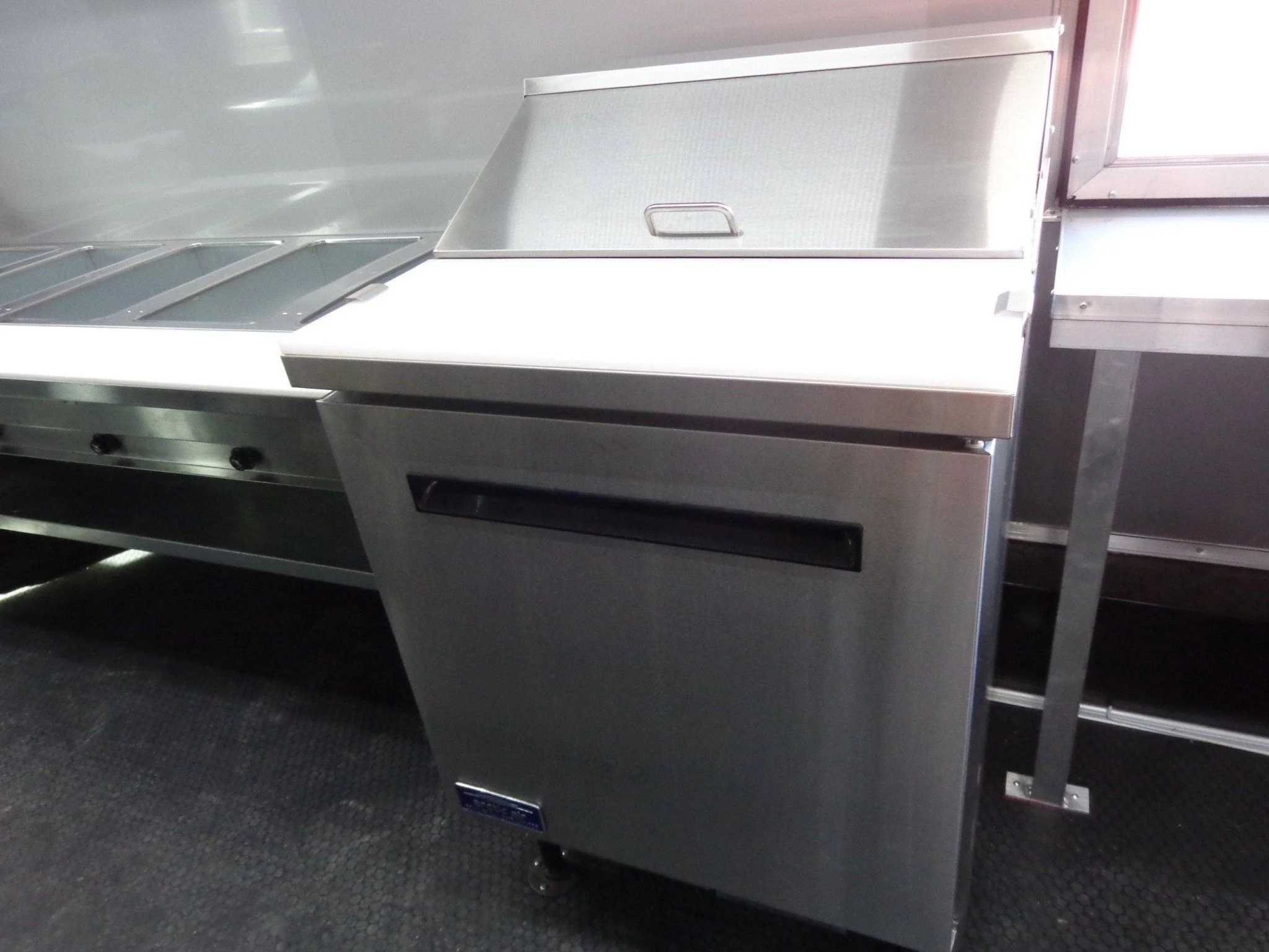 830-8.5-x-27-white-concession-food-trailer-with-appliances-22.webp 8.5' x 27' White Concession Food Trailer With Appliances