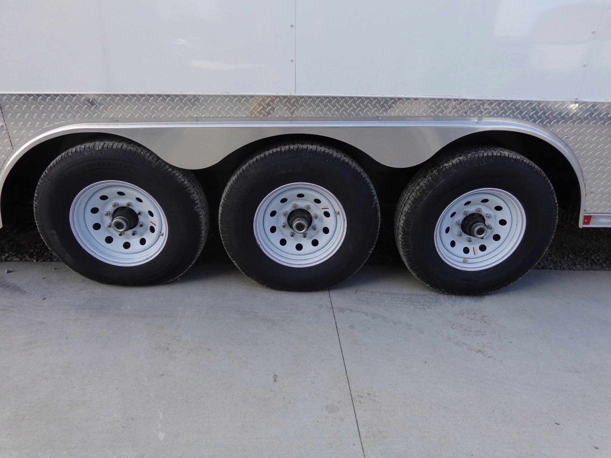 830-8.5-x-27-white-concession-food-trailer-with-appliances-33.webp 8.5' x 27' White Concession Food Trailer With Appliances