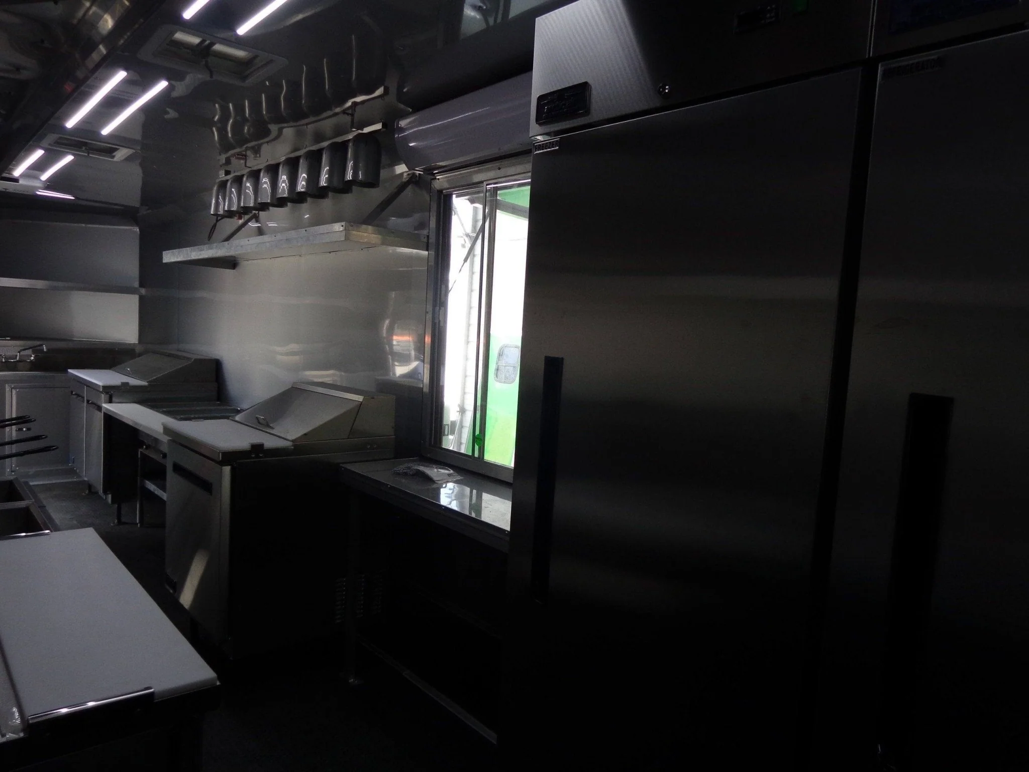 830-8.5-x-27-white-concession-food-trailer-with-appliances-6.webp 8.5' x 27' White Concession Food Trailer With Appliances